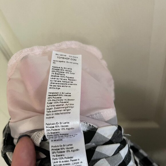 TopShop Women's Black White Gingham Slim Leg Button Cuff Trouser Pants Size 4 - Picture 8 of 10